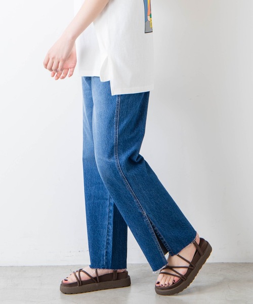 WEGO（ウィゴー）の「WEGO/サイドスリットストレートパンツ（デニムパンツ・レディース・ブラック/ライトインディゴブルー/コバルトブルー・SMALL/MEDIUM）」の3枚目の写真