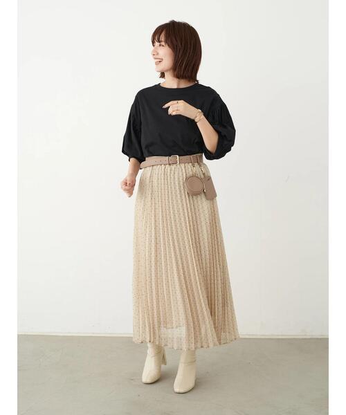 earth music&ecology（アースミュージックアンドエコロジー）の「きれい見えカットソー(袖ぽよ) ＊（Tシャツ/カットソー・レディース・ブラック/オフホワイト/ピンクベージュ/ミント・FREE）」の15枚目の写真