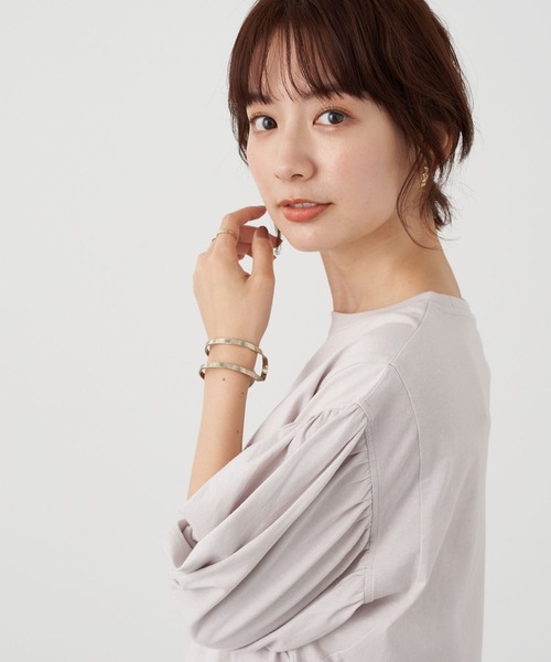 earth music&ecology（アースミュージックアンドエコロジー）の「きれい見えカットソー(袖ぽよ) ＊（Tシャツ/カットソー・レディース・ブラック/オフホワイト/ピンクベージュ/ミント・FREE）」の4枚目の写真