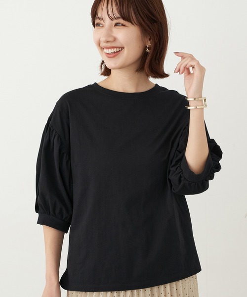 earth music&ecology（アースミュージックアンドエコロジー）の「きれい見えカットソー(袖ぽよ) ＊（Tシャツ/カットソー・レディース・ブラック/オフホワイト/ピンクベージュ/ミント・FREE）」の2枚目の写真