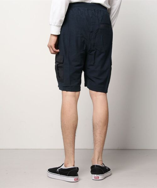 Champion(チャンピオン)の「【Champion/チャンピオン】メンズ リバースウィーブ(R) カーゴショーツ(カーゴパンツ・メンズ・ネイビー/ブラウン・MEDIUM/LARGE)」の4枚目の写真