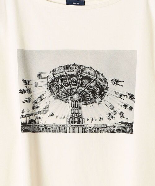 SHIPS(シップス)の「【WEB限定】スリットスリーブボートネックフォトTEE◆(Tシャツ/カットソー・レディース・ストーン/チャコールグレー/オフホワイト/ライトオリーブ/オリーブ/アイボリー/ホワイト系その他/ダークグレー・ONE SIZE)」の16枚目の写真