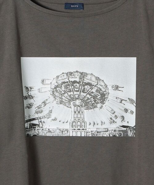 SHIPS(シップス)の「【WEB限定】スリットスリーブボートネックフォトTEE◆(Tシャツ/カットソー・レディース・ストーン/チャコールグレー/オフホワイト/ライトオリーブ/オリーブ/アイボリー/ホワイト系その他/ダークグレー・ONE SIZE)」の20枚目の写真