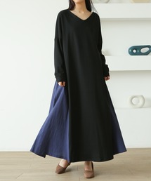 Vネックワンピース