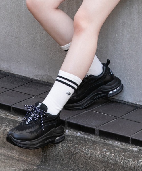 repipi armario（レピピ アルマリオ）の「クリアソールダッドスニーカー（スニーカー・キッズ・ホワイト/ブラック/ベージュ/ラベンダー・SMALL/MEDIUM/LARGE）」の3枚目の写真