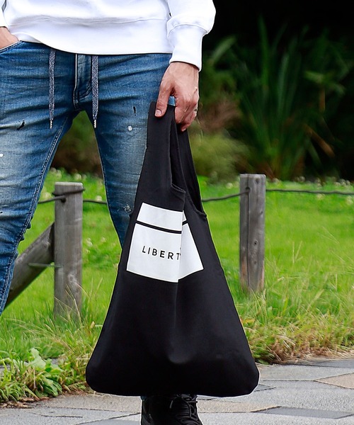 LIBERTY CITY（リバティシティ）の「【LIBERTY CITY/リバティーシティ】 [BOX LOGO] リバーシブル・トートバッグ（トートバッグ・メンズ・ブラック・ONE SIZE）」の11枚目の写真