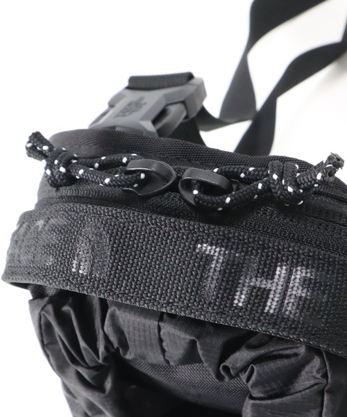 THE NORTH FACE（ザノースフェイス）の「ザノースフェイス ウエストバッグ BOZER POUCH（ボディバッグ/ウエストポーチ・メンズ・ブラック/カモフラージュ・FREE）」の6枚目の写真
