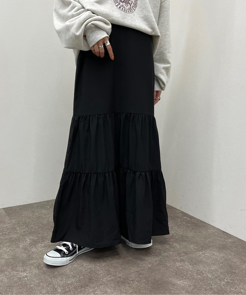 apres jour mignon（アプレジュールミニョン）の「ティアードスカート【ZOZOTOWN限定アイテム】（スカート・レディース・ブラック/グリーン/アイボリー・X-LARGE/SMALL/MEDIUM）」の2枚目の写真