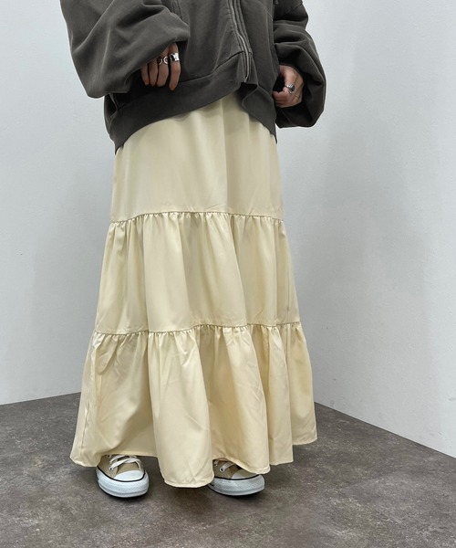 apres jour mignon（アプレジュールミニョン）の「ティアードスカート【ZOZOTOWN限定アイテム】（スカート・レディース・ブラック/グリーン/アイボリー・X-LARGE/SMALL/MEDIUM）」の4枚目の写真