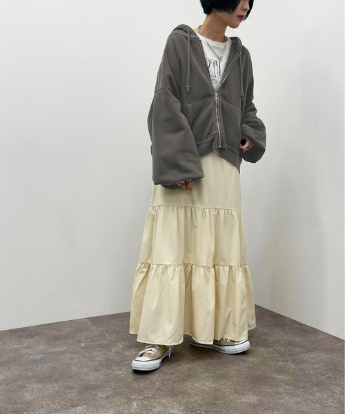 apres jour mignon（アプレジュールミニョン）の「ティアードスカート【ZOZOTOWN限定アイテム】（スカート・レディース・ブラック/グリーン/アイボリー・X-LARGE/SMALL/MEDIUM）」の7枚目の写真