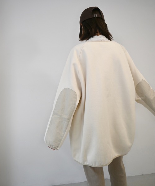 CANAL JEAN（キャナルジーン）の「RED CHOP WORKS(レッドチョップワークス) フリース胸ポケットトレーナー（その他トップス・レディース・オフホワイト/カーキ・38）」の5枚目の写真