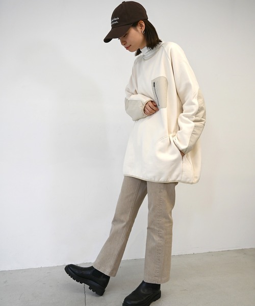 CANAL JEAN（キャナルジーン）の「RED CHOP WORKS(レッドチョップワークス) フリース胸ポケットトレーナー（その他トップス・レディース・オフホワイト/カーキ・38）」の6枚目の写真