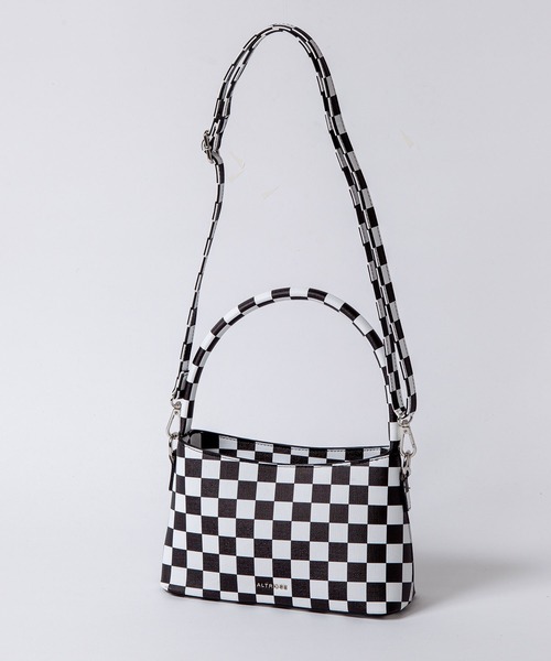 ALTROSE（アルトローズ）の「2WAYショルダー　[トープ]（ショルダーバッグ・レディース・ブラック/グリーン/ブラック×ホワイト/フューシャピンク・FREE）」の9枚目の写真