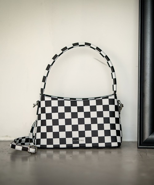 ALTROSE（アルトローズ）の「2WAYショルダー　[トープ]（ショルダーバッグ・レディース・ブラック/グリーン/ブラック×ホワイト/フューシャピンク・FREE）」の12枚目の写真