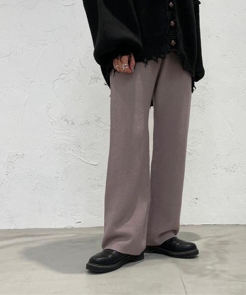 apres jour mignon（アプレジュールミニョン）の「ヘリンボーン柄編みニットパンツ【ZOZOTOWN限定アイテム】（その他パンツ・レディース・ブラック/グリーン/グレイッシュベージュ・SMALL/MEDIUM/X-LARGE）」の11枚目の写真