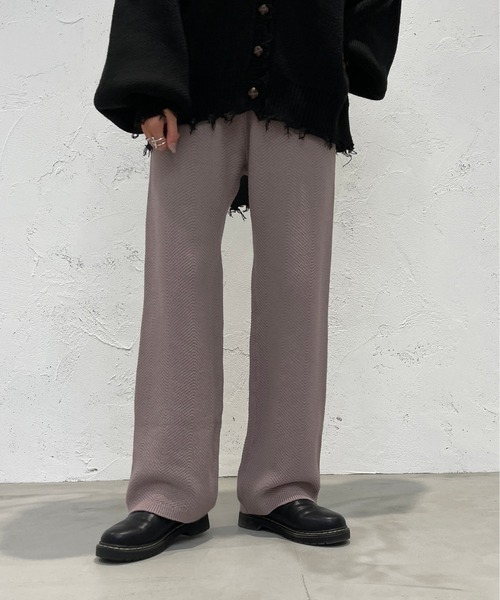 apres jour mignon（アプレジュールミニョン）の「ヘリンボーン柄編みニットパンツ【ZOZOTOWN限定アイテム】（その他パンツ・レディース・ブラック/グリーン/グレイッシュベージュ・SMALL/MEDIUM/X-LARGE）」の12枚目の写真