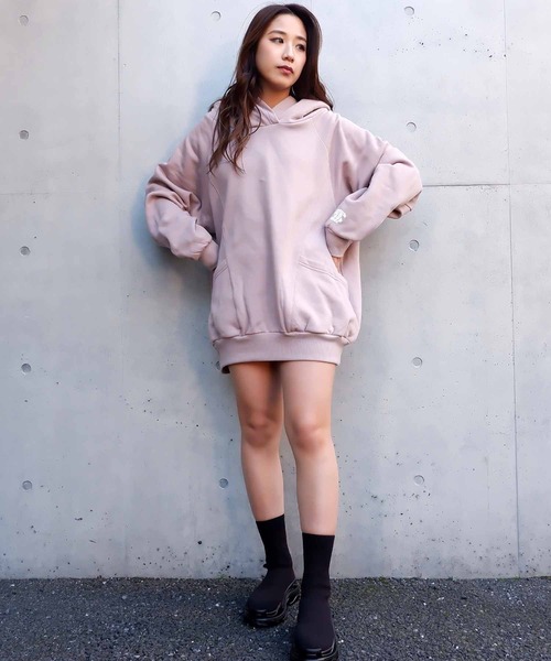 SPIRALGIRL（スパイラルガール）の「バックプリントビッグパーカーワンピース（ワンピース・レディース・オフホワイト/ピンク/ブラック・FREE）」の8枚目の写真