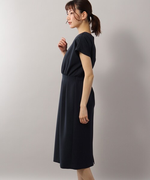 SOUP（スープ）の「◆ストレッチ素材/すっきりキレイ見えウエストタックワンピース（ワンピース・レディース・ライトグレー/ブラック/ネイビー・11/09/15 /13）」の7枚目の写真