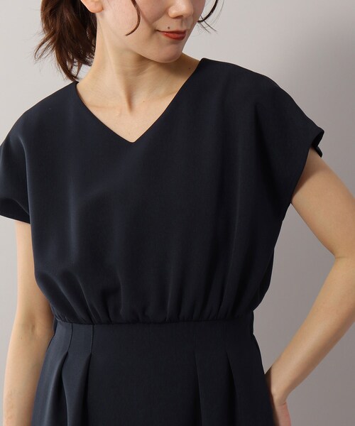 SOUP（スープ）の「◆ストレッチ素材/すっきりキレイ見えウエストタックワンピース（ワンピース・レディース・ライトグレー/ブラック/ネイビー・11/09/15 /13）」の16枚目の写真