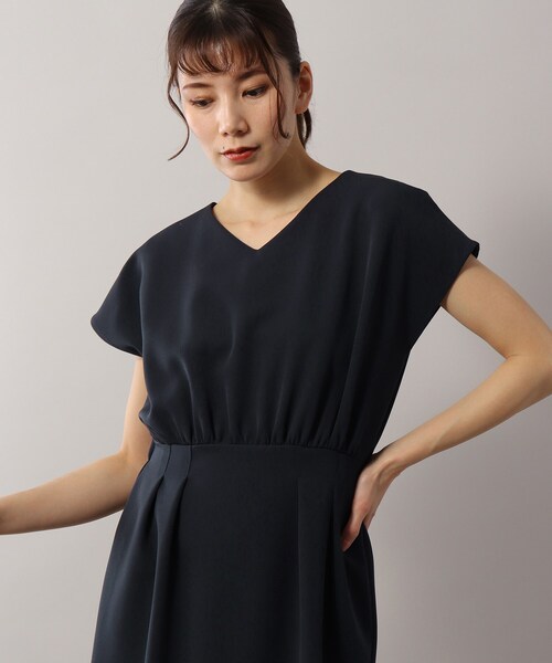 SOUP（スープ）の「◆ストレッチ素材/すっきりキレイ見えウエストタックワンピース（ワンピース・レディース・ライトグレー/ブラック/ネイビー・11/09/15 /13）」の8枚目の写真