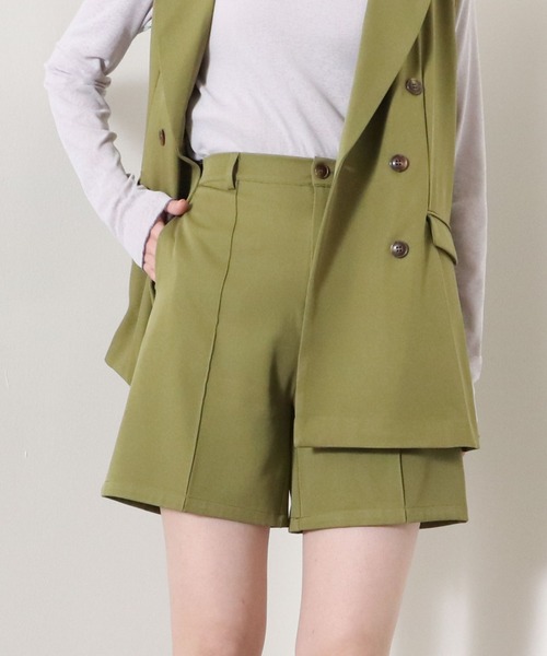 archives（アルシーヴ）の「センターシームショートパンツ（その他パンツ・レディース・ブラック/グレー/アイボリー/グリーン系その他・MEDIUM）」の4枚目の写真