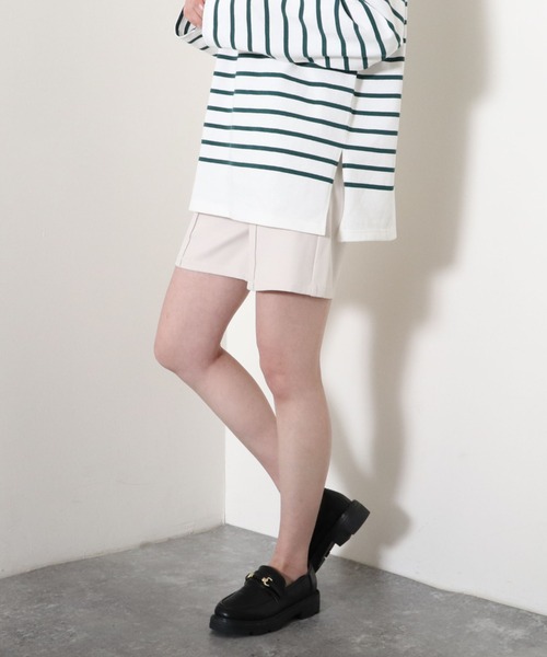 archives（アルシーヴ）の「センターシームショートパンツ（その他パンツ・レディース・ブラック/グレー/アイボリー/グリーン系その他・MEDIUM）」の6枚目の写真