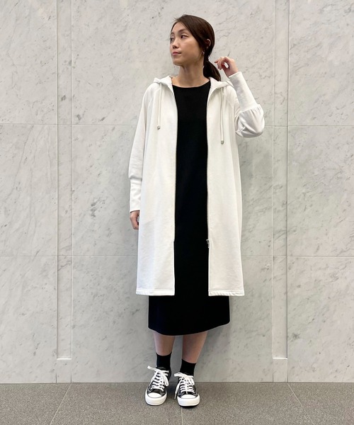 COMME CA ISM（コムサイズム）の「裏毛　ロングパーカ（パーカー・レディース・ブラック/ミント/イエロー/ホワイト/グレー/サックスブルー・FREE）」の11枚目の写真
