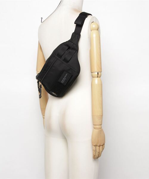 GORDON MILLER（ゴードンミラー）の「GORDON MILLER（ゴードンミラー）CORDURA （コーデュラ）BALLISTIC ボディバッグ（ボディバッグ/ウエストポーチ・メンズ・ブラック・F）」の14枚目の写真