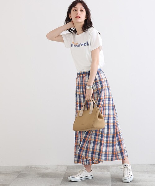 INDIVI(インディヴィ)の「◆ネオプレンミドルトートバッグ(トートバッグ・レディース・ブラック/ベージュ/グレー/パープル系4・00)」の17枚目の写真