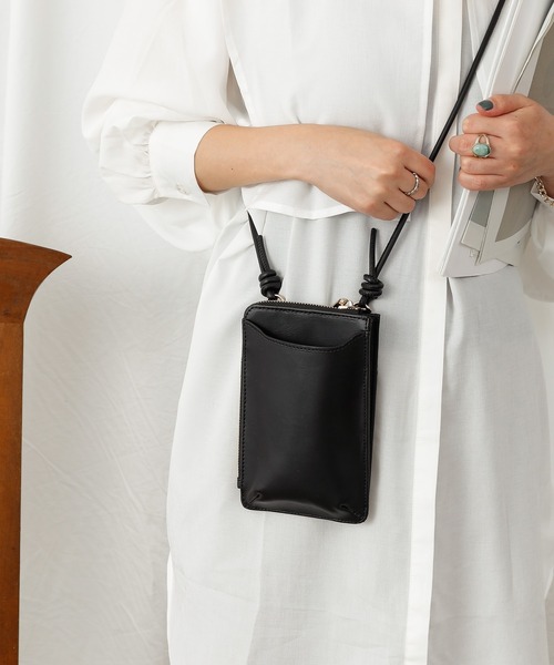 COLONY 2139（コロニートゥーワンスリーナイン）の「スマホお財布ミニショルダーバッグ（ショルダーバッグ・レディース・ブラック/ベージュ/グリーン/ライトグレー/ブラック系その他/シルバー/アイボリー/ブラウン/ブラック系その他2・FREE）」の18枚目の写真