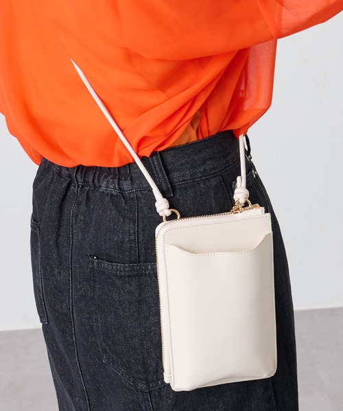 COLONY 2139（コロニートゥーワンスリーナイン）の「スマホお財布ミニショルダーバッグ（ショルダーバッグ・レディース・ブラック/ベージュ/グリーン/ライトグレー/ブラック系その他/シルバー/アイボリー/ブラウン/ブラック系その他2・FREE）」の13枚目の写真