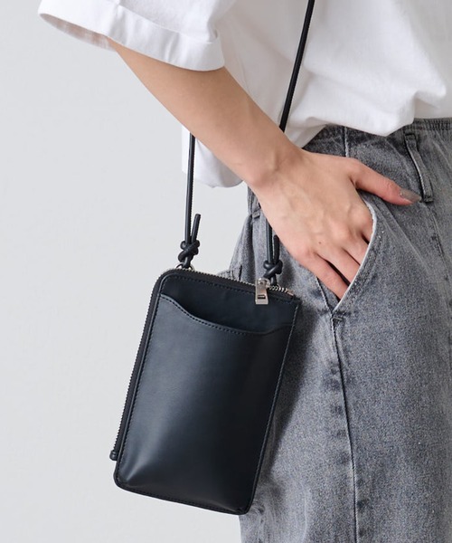 COLONY 2139（コロニートゥーワンスリーナイン）の「スマホお財布ミニショルダーバッグ（ショルダーバッグ・レディース・ブラック/ベージュ/グリーン/ライトグレー/ブラック系その他/シルバー/アイボリー/ブラウン/ブラック系その他2・FREE）」の17枚目の写真