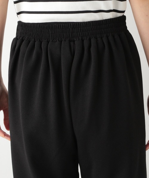 GLOBAL WORK（グローバルワーク）の「スゴらくカットスリットフレアパンツ/274374（その他パンツ・レディース・イエロー/ブラック/レッド/グリーン・MEDIUM/LARGE）」の13枚目の写真