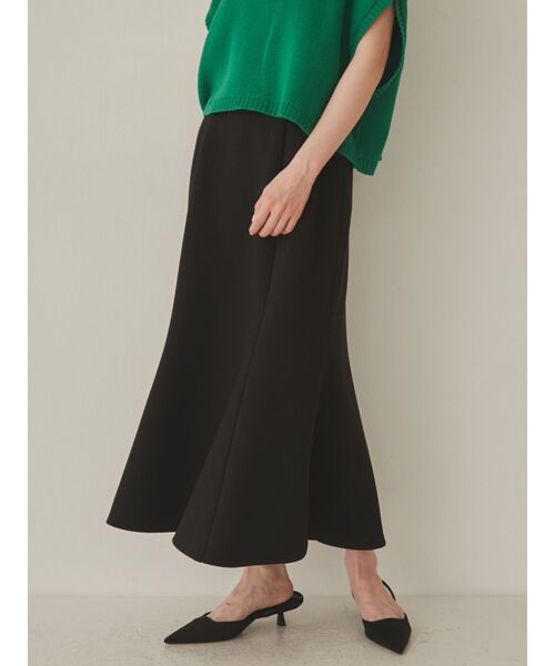 COTORICA(コトリカ)の「ダンボールマーメイドロングスカート【セットアップ対応】(スカート・レディース・アイボリー/ブラック/ブルー・SMALL/MEDIUM)」の4枚目の写真