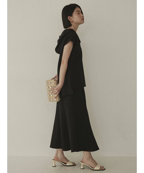 COTORICA(コトリカ)の「ダンボールマーメイドロングスカート【セットアップ対応】(スカート・レディース・アイボリー/ブラック/ブルー・SMALL/MEDIUM)」の6枚目の写真