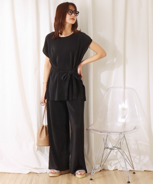 libelle more（リベル モア）の「クリスタルプリーツ　プルオーバー+パンツ　セット（セットアップ・レディース・モカ/ブラック/スモークピンク/グレイッシュベージュ・L/M）」の6枚目の写真