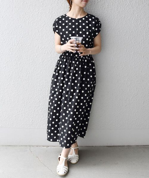 美品 シップスSHIPS any:リネンミックスパフスリーブドット柄