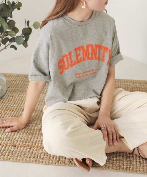 Bab(バブ)の「ショート丈カレッジロゴTシャツ(Tシャツ/カットソー・レディース・ネイビー/グレー/ブルー/グリーン・M)」の2枚目の写真