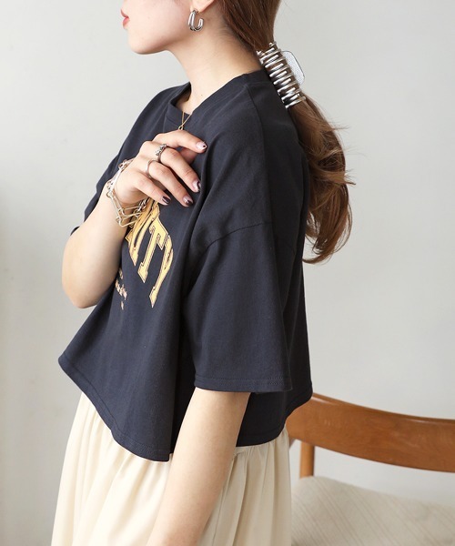 Bab(バブ)の「ショート丈カレッジロゴTシャツ(Tシャツ/カットソー・レディース・ネイビー/グレー/ブルー/グリーン・M)」の8枚目の写真