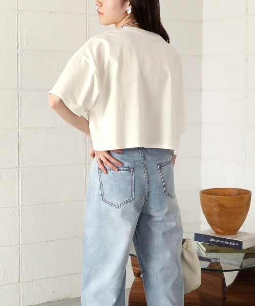 Bab(バブ)の「ショート丈カレッジロゴTシャツ(Tシャツ/カットソー・レディース・ネイビー/グレー/ブルー/グリーン・M)」の18枚目の写真