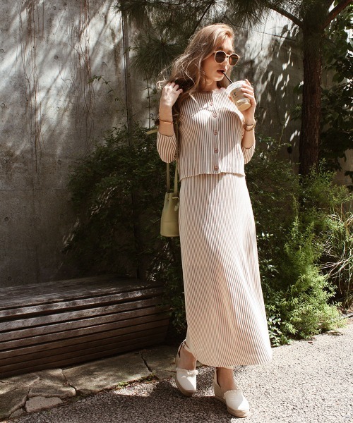 esutoreja（エストレジャ）の「デザインストライプニットカーディガン（カーディガン/ボレロ・レディース・ブラック/ベージュ/ブラウン・FREE）」の9枚目の写真