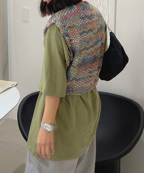 me+em select(ミームセレクト)の「ファンシーヤーンカラーループベスト【韓国製】(ベスト・レディース・ブラック/ピンク/ブルー・FREE)」の5枚目の写真