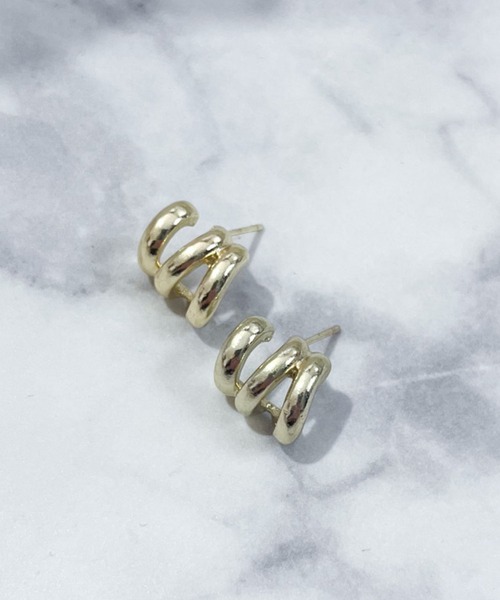 yu-ka（ユーカ）の「YU-KA : トリプルプランプピアス / TRIPLE PLUMP PIERCE（ピアス（両耳用）・レディース・シルバー/ゴールド・FREE）」の7枚目の写真