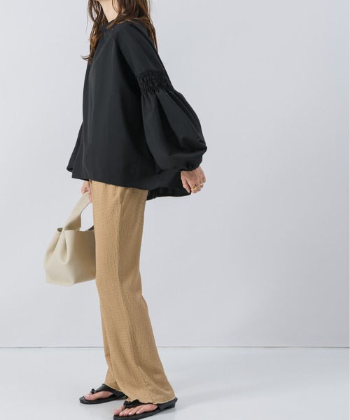 NEUNA(ヌナ)の「【ふかふかソールで歩きやすい!】キルティングクッショントングサンダル(サンダル・レディース・アイボリー/ブラック・SMALL/MEDIUM/LARGE)」の13枚目の写真