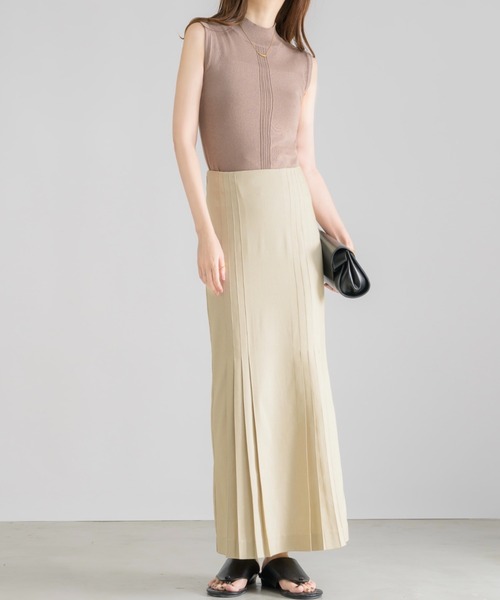 NEUNA(ヌナ)の「【ふかふかソールで歩きやすい!】キルティングクッショントングサンダル(サンダル・レディース・アイボリー/ブラック・SMALL/MEDIUM/LARGE)」の21枚目の写真