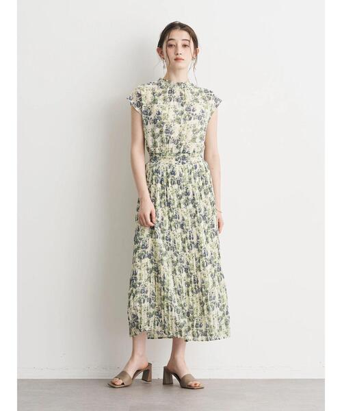 YECCA VECCA（イェッカヴェッカ）の「・ボタニカル柄プリーツ  