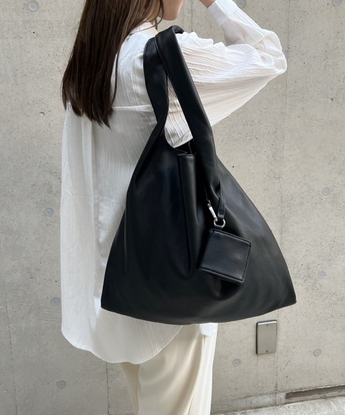 CLEA（クレア）の「コインケース付き フェイクレザーマルシェトート（トートバッグ・レディース・ブラック/アイボリー/モカ/シルバー・FREE）」の9枚目の写真