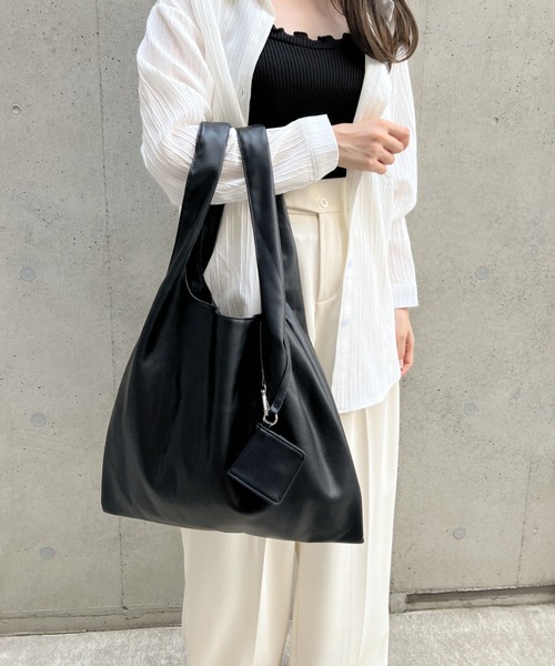 CLEA（クレア）の「コインケース付き フェイクレザーマルシェトート（トートバッグ・レディース・ブラック/アイボリー/モカ/シルバー・FREE）」の10枚目の写真