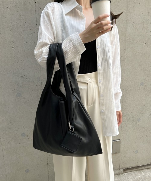 CLEA（クレア）の「コインケース付き フェイクレザーマルシェトート（トートバッグ・レディース・ブラック/アイボリー/モカ/シルバー・FREE）」の11枚目の写真