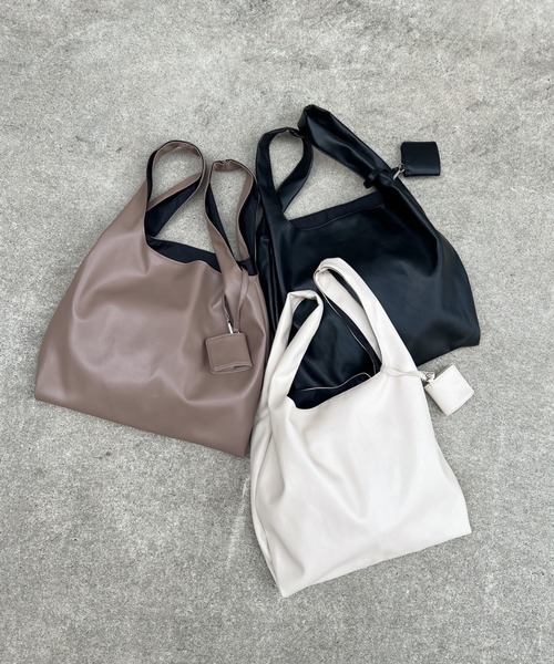 CLEA（クレア）の「コインケース付き フェイクレザーマルシェトート（トートバッグ・レディース・ブラック/アイボリー/モカ/シルバー・FREE）」の22枚目の写真